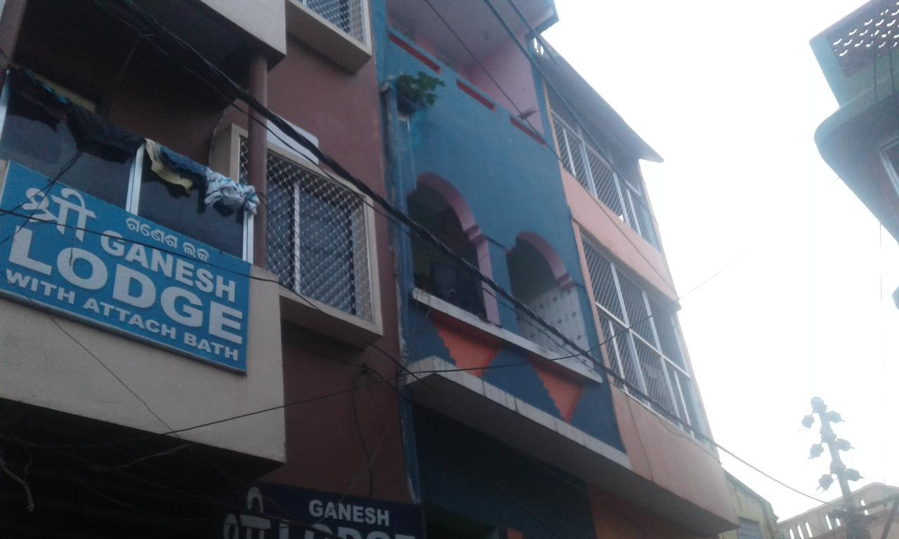 Ganesh Lodge プリ エクステリア 写真